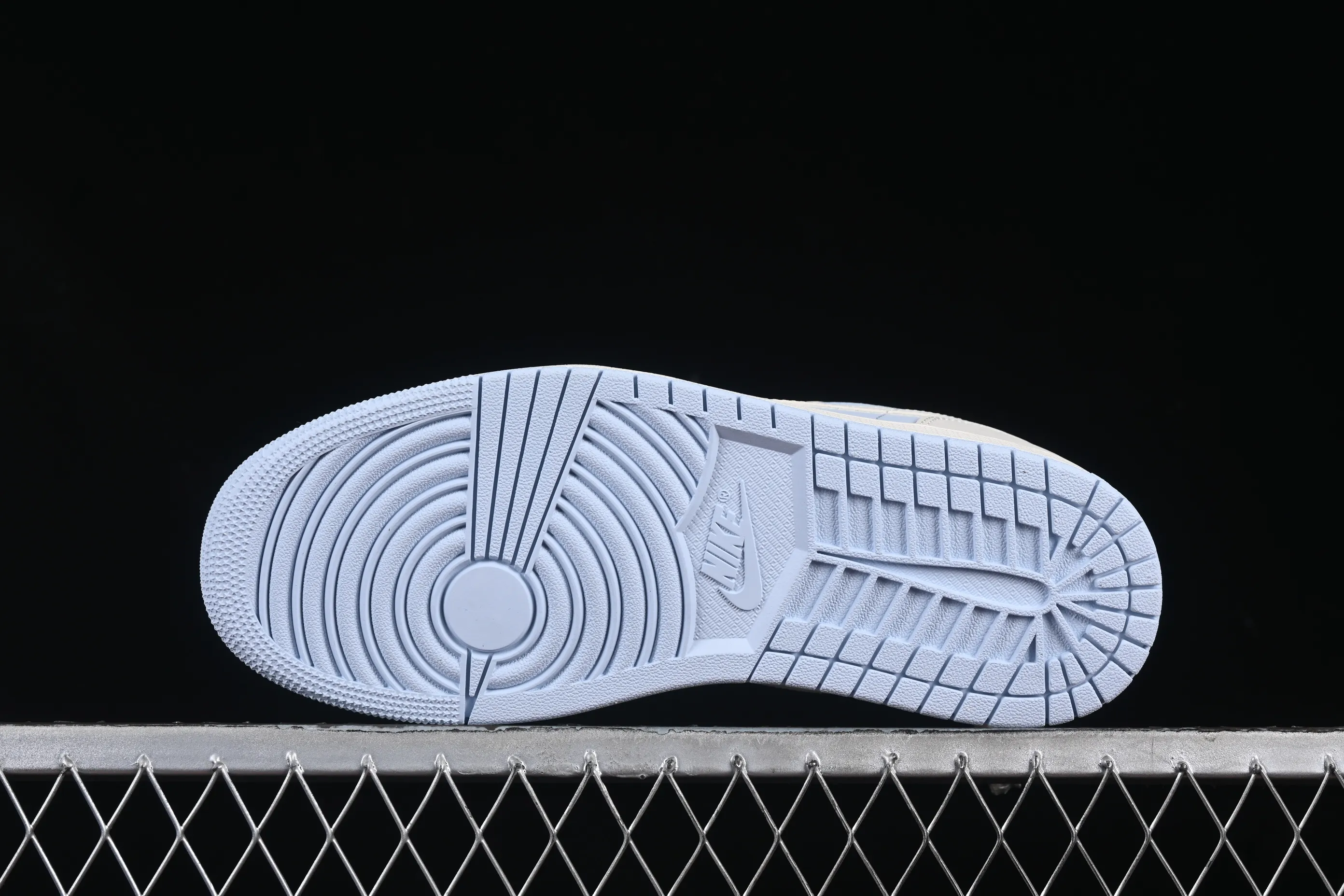 All categories Air Jordan Jordan series basketball shoes Air Jordan 1 Low Air Jordan 1 Low "Hydrogen Blue" gray blue low-top cultural and casual sneakers IB4003-407